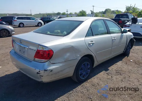 2005 Toyota Camry Le from USA, damaged, VIN 4T1BE32K75U624187